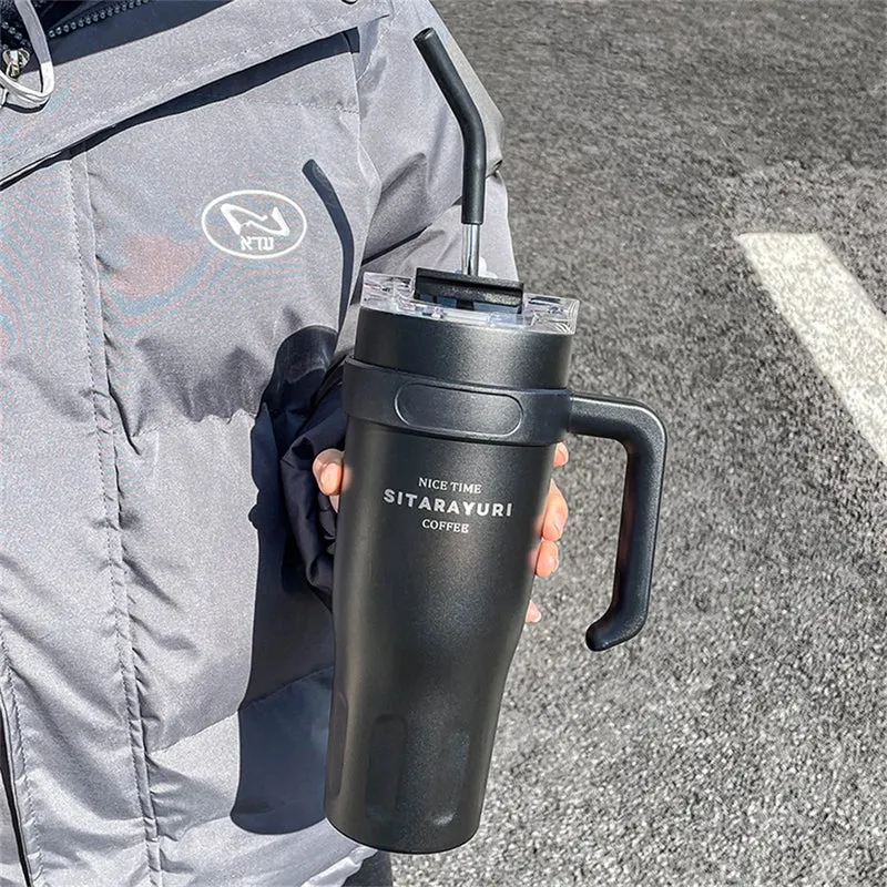 Gourde de sport en inox 1,1 L à 1,6 L à paille