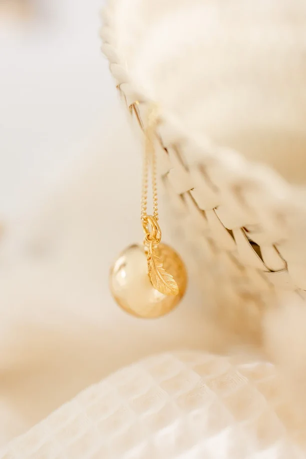 Bola de grossesse charm plume Talisman - Or