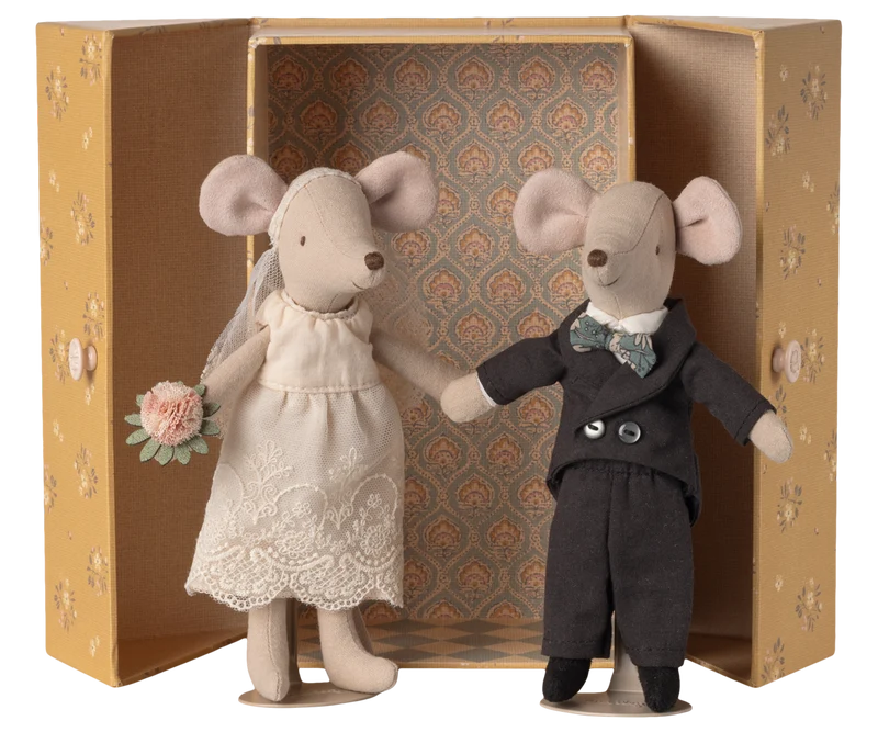 Souris Maman & Papa - Couple de mariés dans son joli coffret