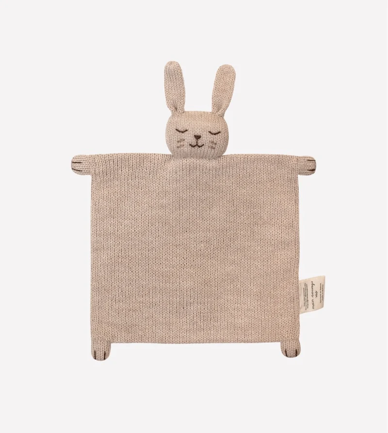 Doudou lapin sable tricote