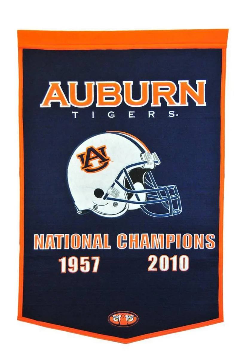 Auburn University Vintage Wool Dynasty Banner With Cafe Rod