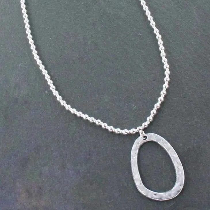 Silver Ball Necklace With Oval Pendant In Silver Plate