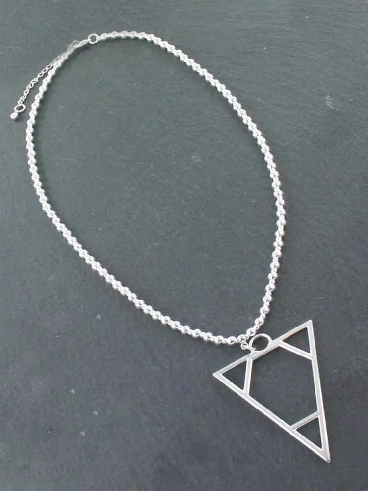 Silver Ball Necklace With Triangle Pendant In Silver Plate