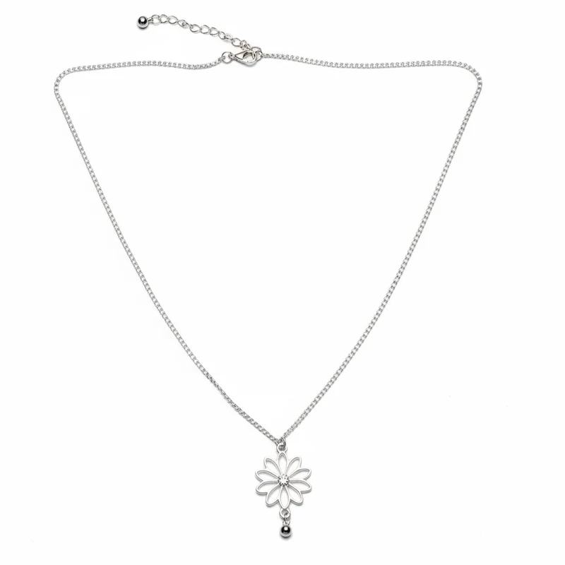 Single Flower Necklace In Silver Plate