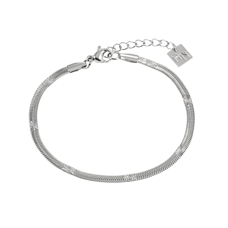 MUKER Silver (White Gold): Star Embossed Snake Skin Textured Chain Bracelet